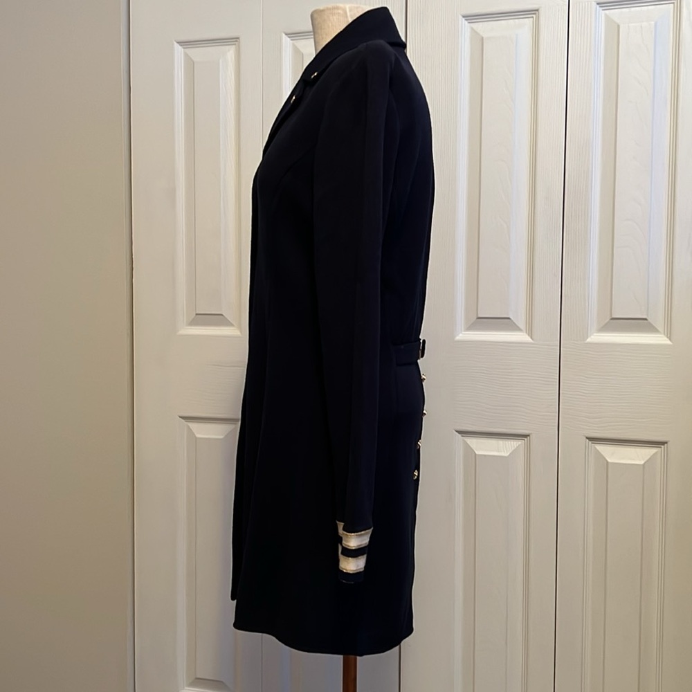 Vintage St. John Collection Navy Blue Long Knit Jacket with Gold Buttons Size 6 - Picture 7 of 16